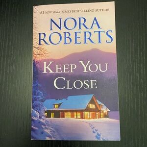Nora Robert’s - Keep You Close